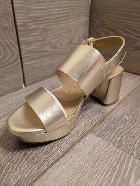 NIB Aerosoles Camera Gold Metallic Leather Platform Sandals Block Heel 7M